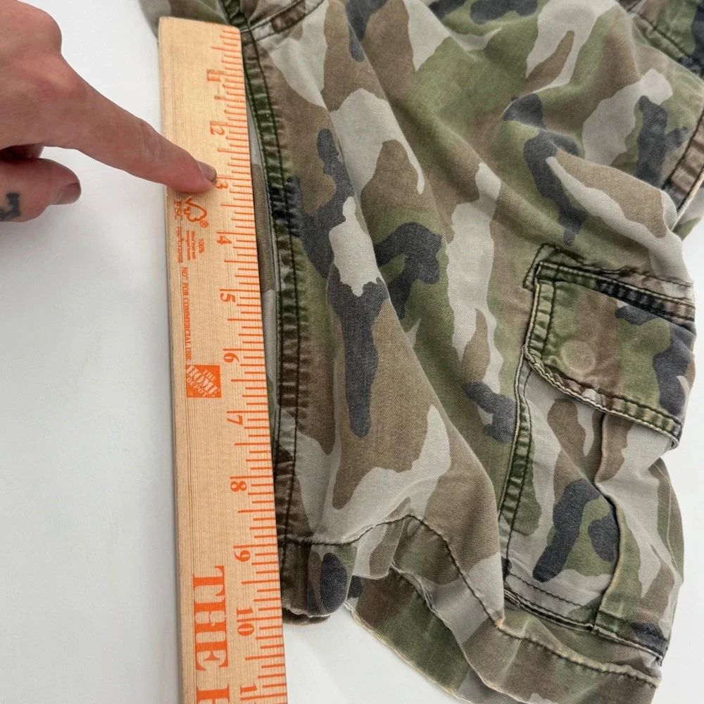 DC‎ Shoes Mens 27 Camo Cargo Shorts Woodland Camouflage Distressed ADBWS00006